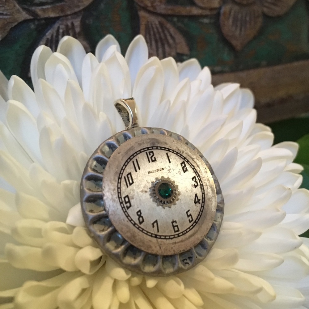 Handcrafted Vintage Watch Face Necklace - Picture 5 of 7